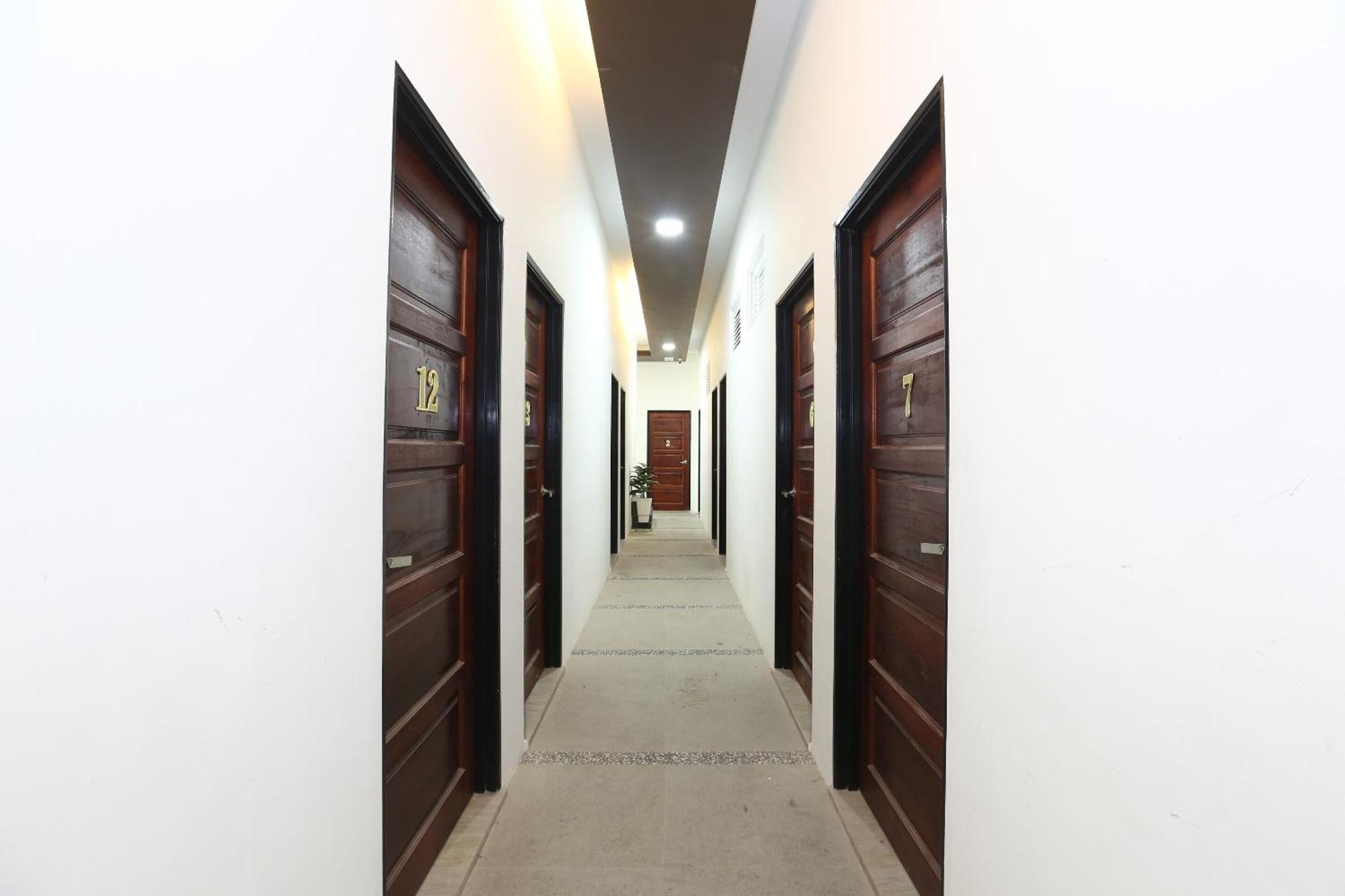 Super Oyo 89678 Ady Hotel Kuala Terengganu Zewnętrze zdjęcie