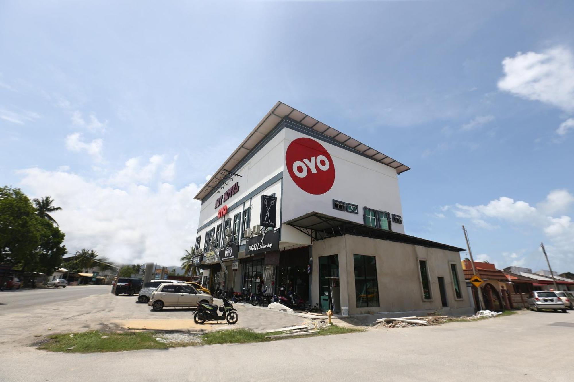 Super Oyo 89678 Ady Hotel Kuala Terengganu Zewnętrze zdjęcie