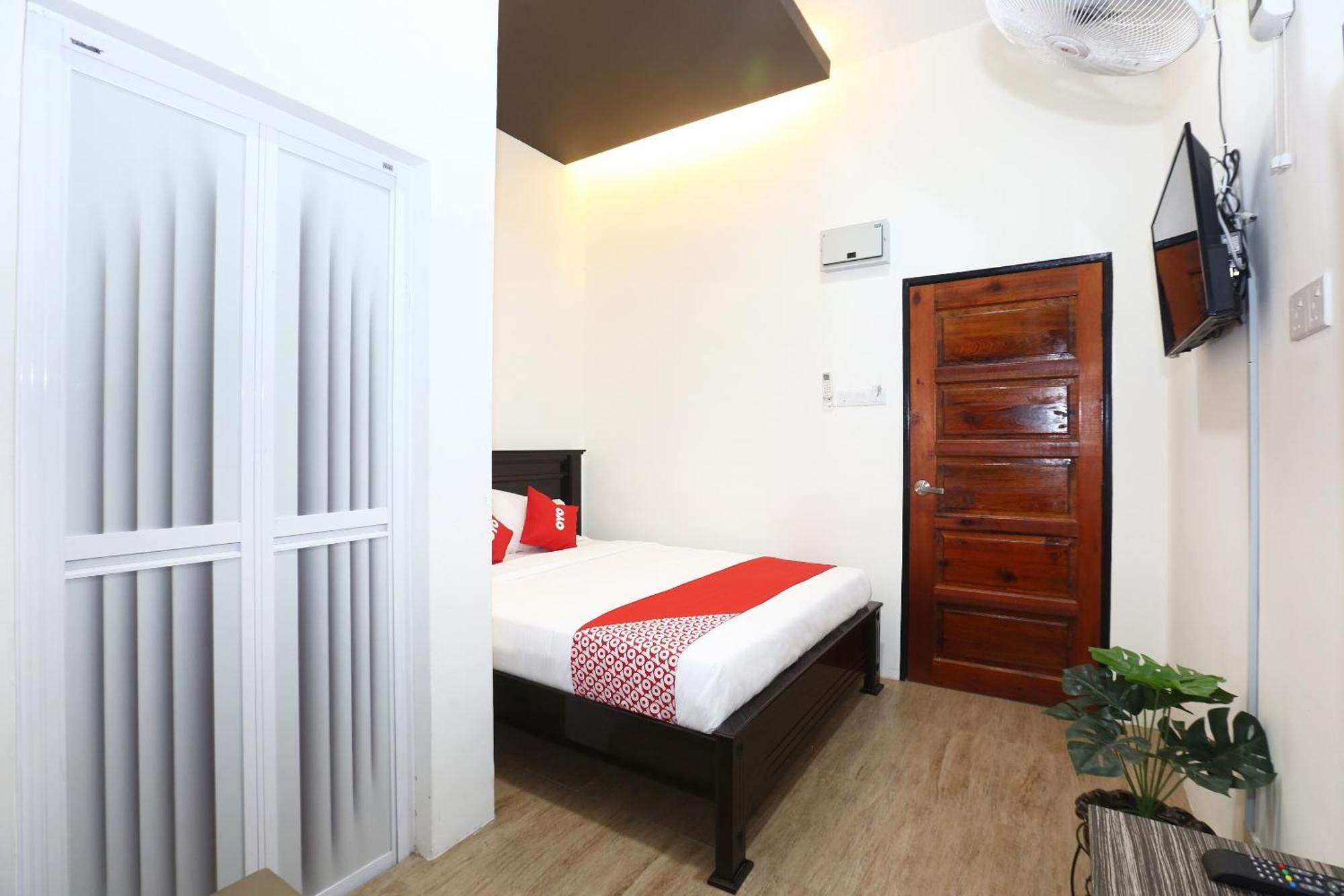 Super Oyo 89678 Ady Hotel Kuala Terengganu Zewnętrze zdjęcie