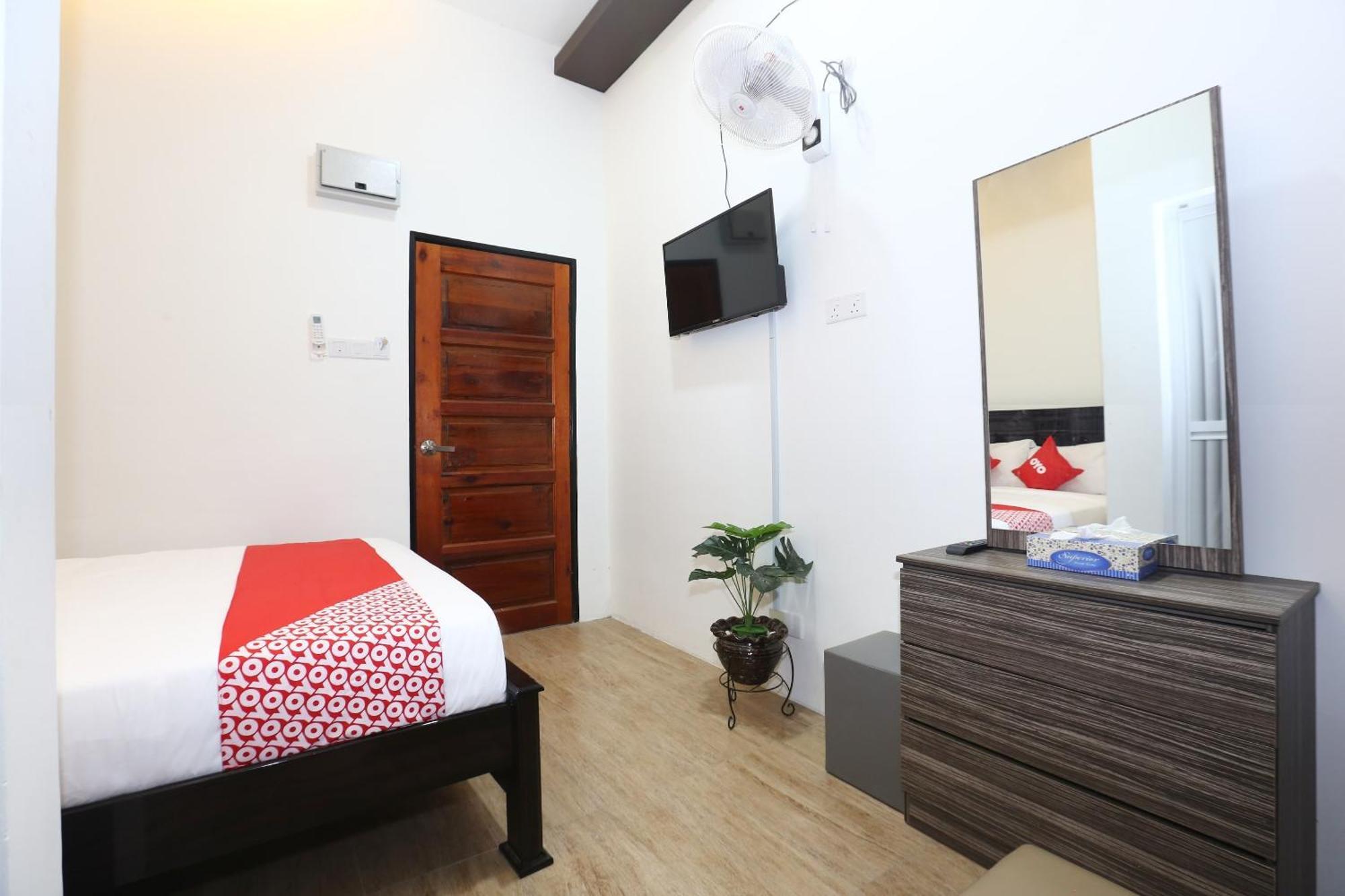 Super Oyo 89678 Ady Hotel Kuala Terengganu Zewnętrze zdjęcie
