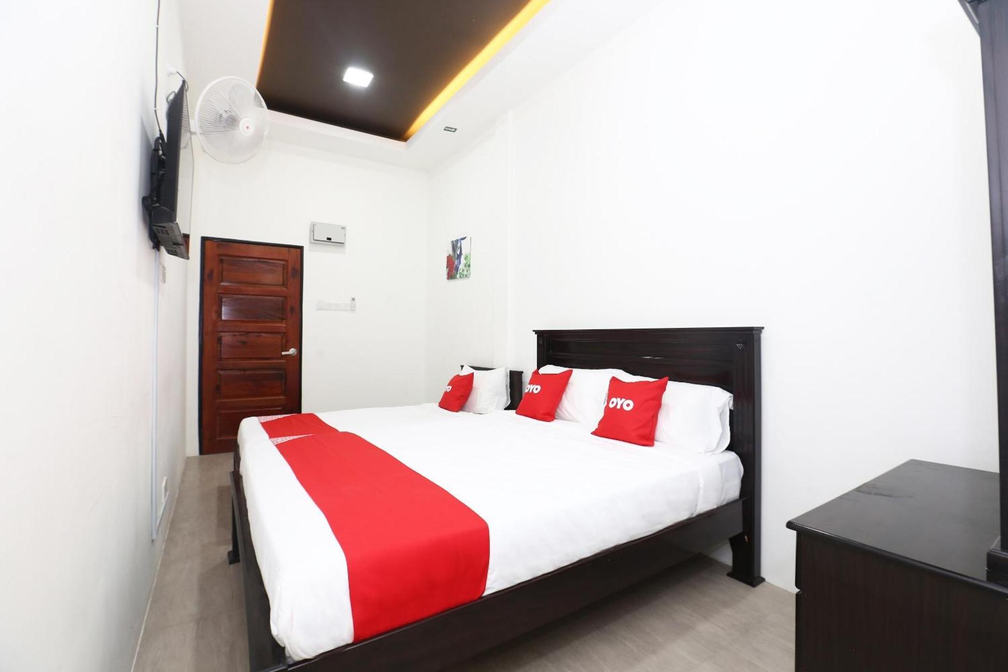 Super Oyo 89678 Ady Hotel Kuala Terengganu Zewnętrze zdjęcie