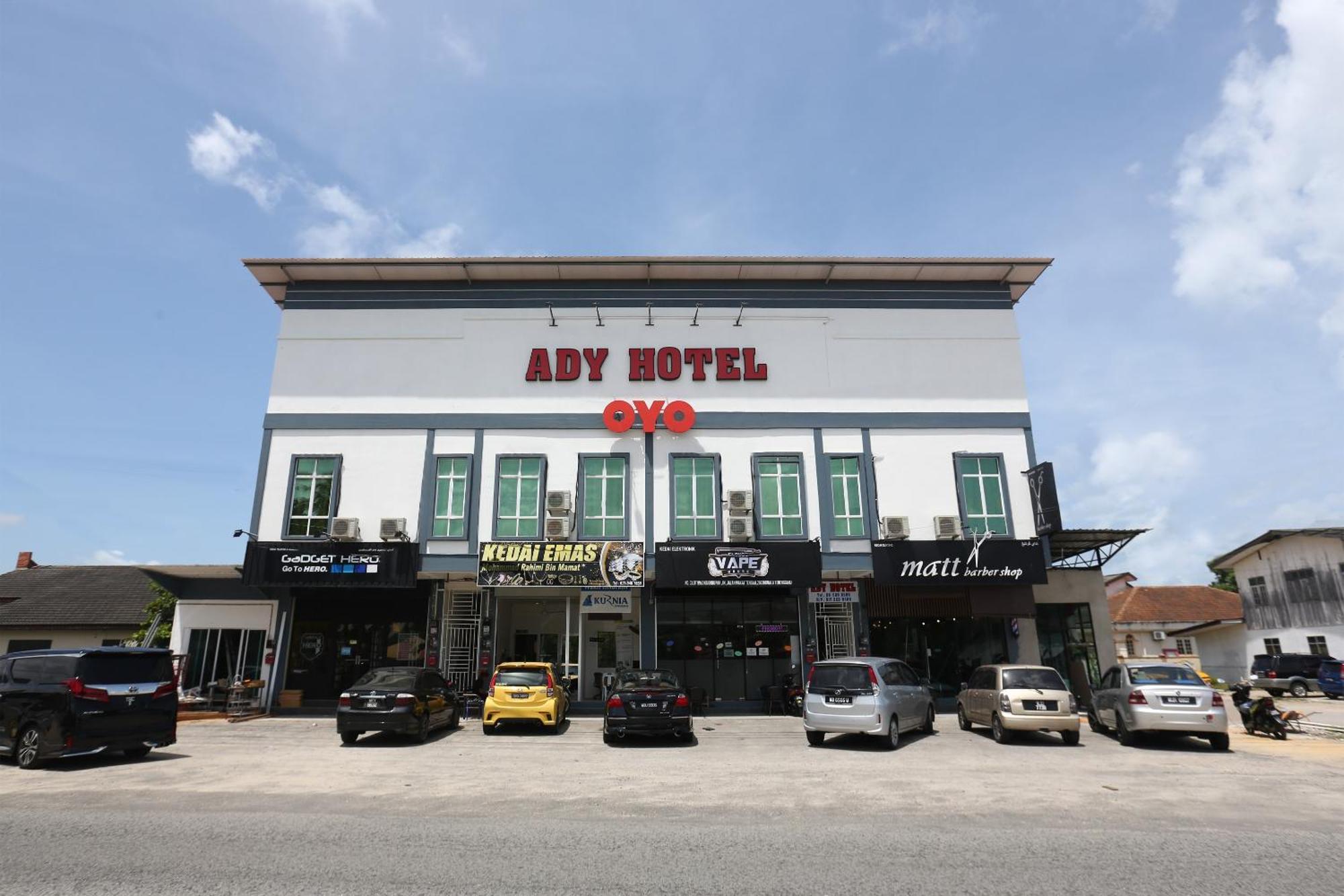 Super Oyo 89678 Ady Hotel Kuala Terengganu Zewnętrze zdjęcie