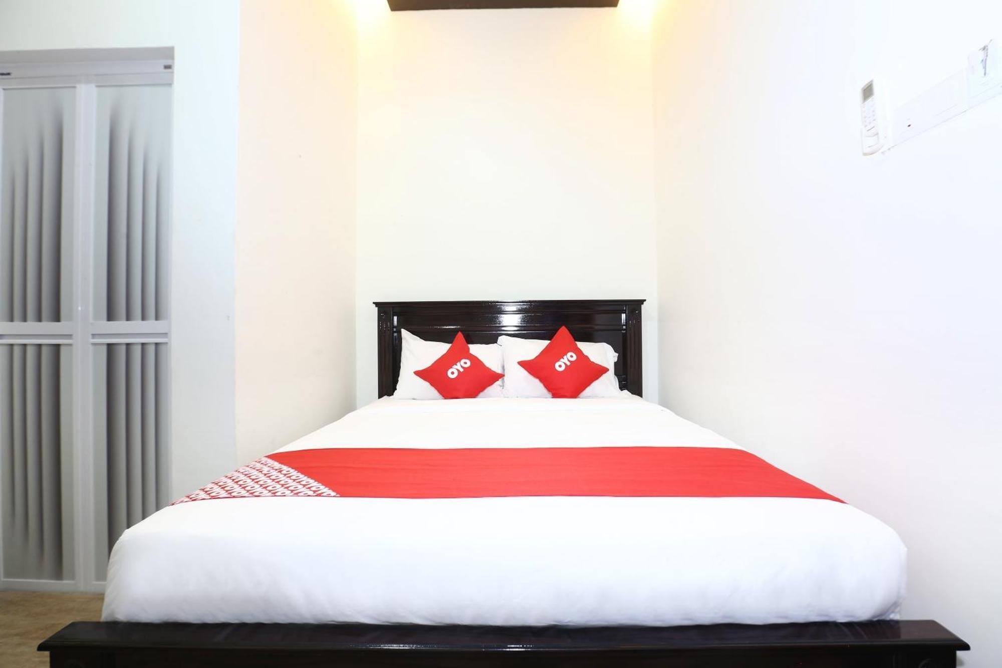Super Oyo 89678 Ady Hotel Kuala Terengganu Zewnętrze zdjęcie